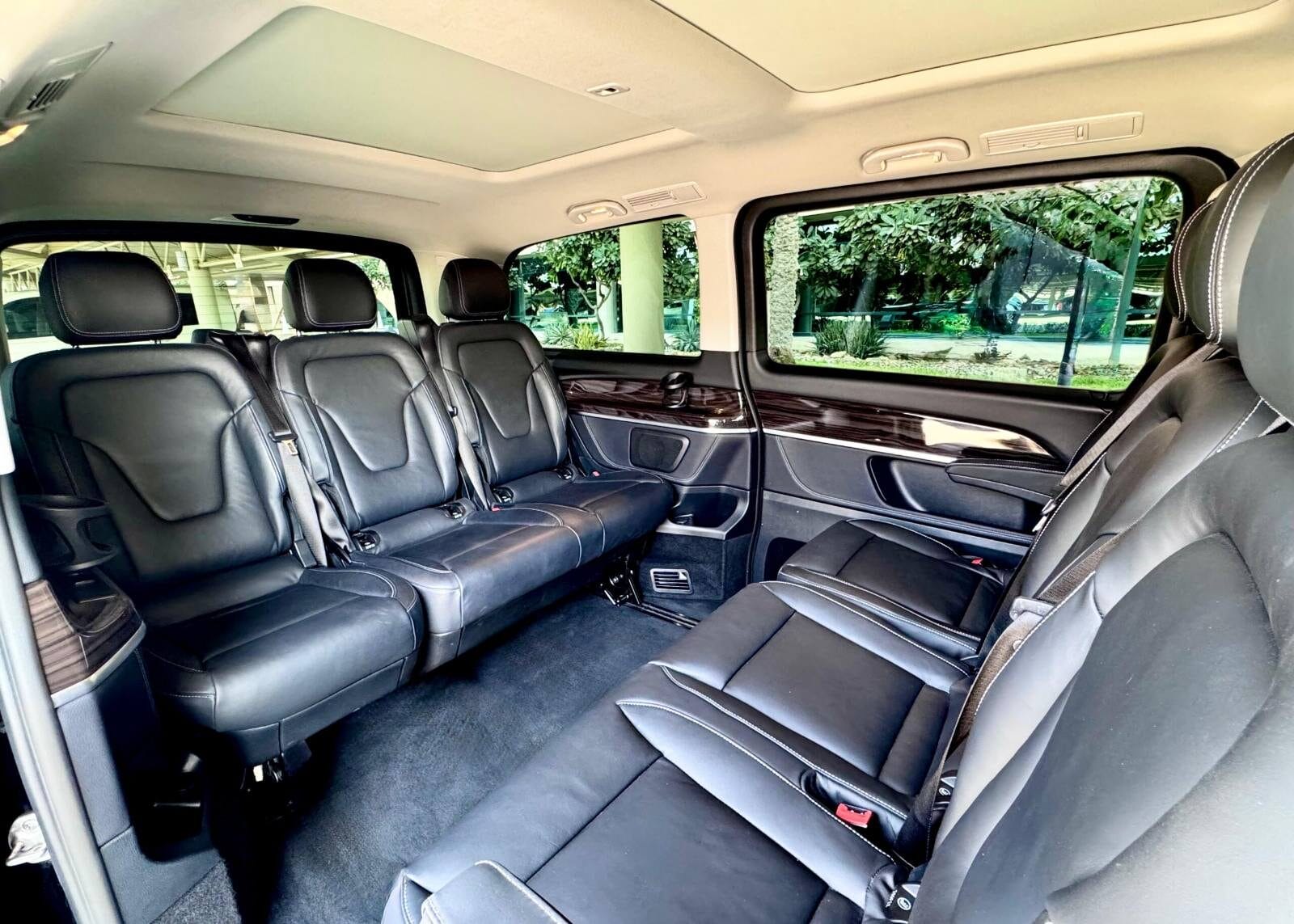 v-class-interior